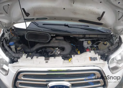 2016 Ford Transit-250 z USA, uszkodzony, nr VIN 1FTYR1ZM6GKA90922